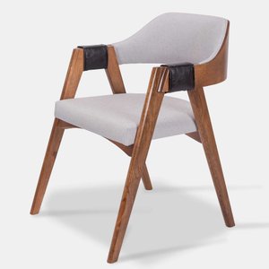 Poltrona Cadeira Estofada Osvaldina Linho Madeira Eucalipto