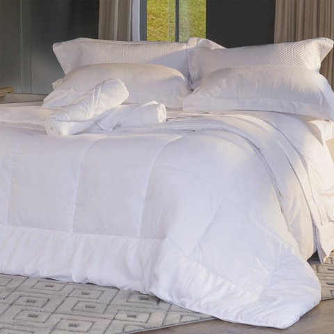 Edredom Casal Toque de Plumas Suíte 100% Poliéster 220x240cm Tessi Branco