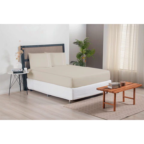 Jogo de Lençol 3 Pçs Casal Queen Versatile Simples Micropercal 300 Fios com Elástico - Cáqui