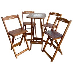 Conjunto Mesa Bistrô com 4 Banquetas Dobráveis de Madeira Hei - Imbuia - 1