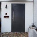 Ver imagem 1 de Porta Pivotante de Alumínio 210 X 100cm com Puxador Linha 30 Esquadrias Bergamo Abertura Direita