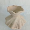 Ver imagem 2 de Vaso Decorativo Enfeite Casa Home&co Cerâmica 18x16x16cm Marfim