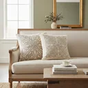 Ver imagem 1 de Capa de Almofada Grécia Jacquard 45x45cm Estampa Frente e Verso com Zíper Cor Caqui