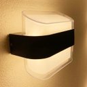 Ver imagem 2 de Arandela Aura 12W 3000k Preto Autovolt IP65 À Prova D'Água em Policarbonato Iluminação Externa Moder
