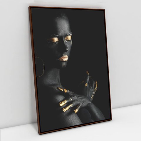Quadro Decorativo Mulher Fashion em Tela Canvas Tacolado Moldura Flutuante 4,5cm Madeira 80 X 120cm