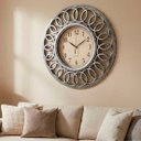 Ver imagem 2 de Relógio de Parede Decorativo Vazado Vintage Prata de 46,5cm