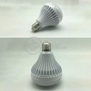 Ver imagem 1 de Lâmpada Led 12w E27 Rgb Colorida com Caixa de Som