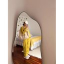 Ver imagem 5 de Espelho Grande Orgânico Retrô Corpo Inteiro 170x70cm Borda em Couro