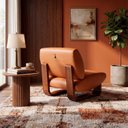 Ver imagem 3 de Poltrona Lusso Estofada Design Moderno Estrutura Madeira Cor Castanho Tecido Corino Caramelo