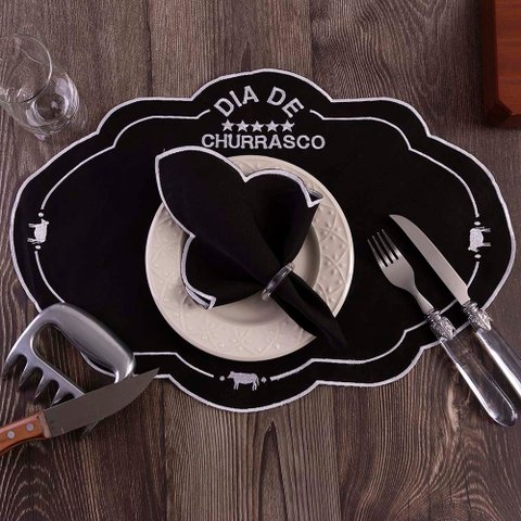 Kit 6 Jogos Americanos Retangular com Guardanapos Bordado Preto - Dia de Churrasco