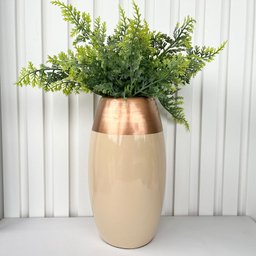 Decoração sala rack vaso centro de mesa bege/cobre c/ planta - 3