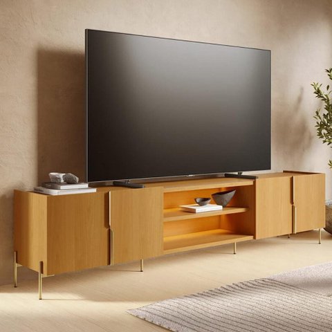 Rack para Sala de Estar TV 85 pol com LED Pés Industrial 243cm Novare C04 Naturale - Lyam Decor
