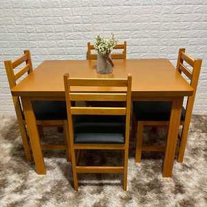 Conjunto Fixo Paraná Ultra Mesa 120x80 com 4 Cadeiras Estofadas Cor:mel