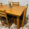 Conjunto Fixo Paraná Ultra Mesa 120x80 com 4 Cadeiras Estofadas Cor:mel - 2