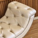 Ver imagem 2 de Recamier Calçadeira King 195 Cm em Tecido Sintético Bege com Tachas Cisne - Larbelle