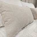 Ver imagem 2 de Kit 2 Capas Almofada Baguete Bouclé 50x30 – Zíper Invisível, Texturizado