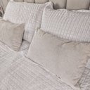 Ver imagem 5 de Kit 2 Capas Almofada Baguete Bouclé 50x30 – Zíper Invisível, Texturizado