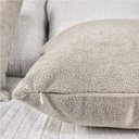 Ver imagem 7 de Kit 2 Capas Almofada Baguete Bouclé 50x30 – Zíper Invisível, Texturizado