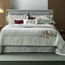 Ver imagem 1 de Jogo de Cama King 300 Fios Pergola - Trussardi Verde