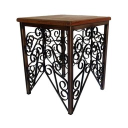 Banqueta de Ferro Artesanal Bar Rustica com Madeira de Demolição Multi Uso - Verniz - 1
