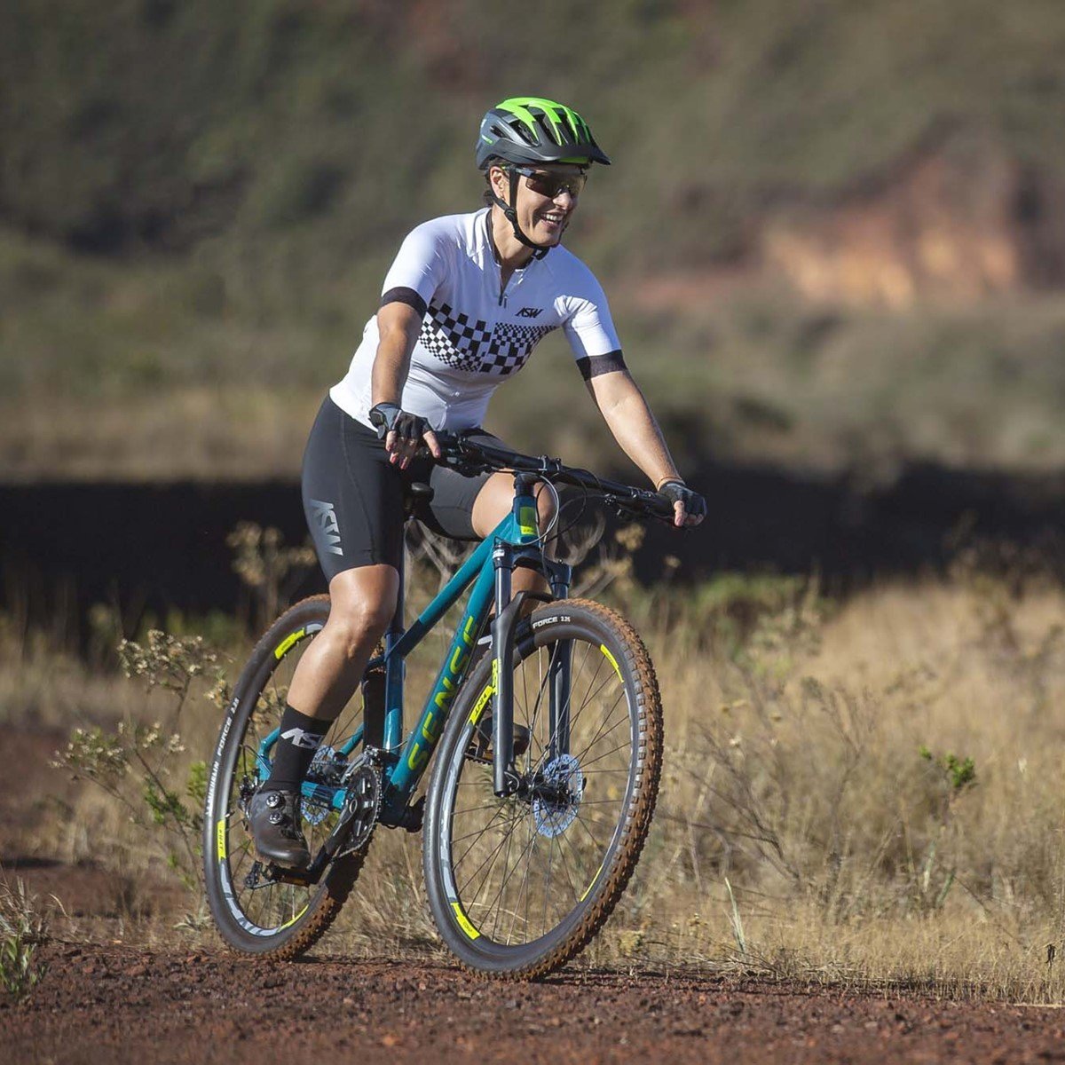 Bicicleta Mtb Aro 29 Sense Intensa Comp 2023 Shimano Alivio 27 Velocidades:Azul/Amarelo/17 - 5