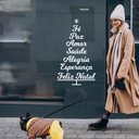 Ver imagem 1 de Adesivo de Parede Árvore de Natal Palavras Esperança Feliz Natal Kanto Store Branco