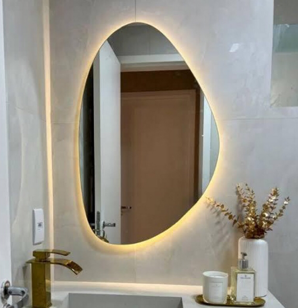 Espelho Orgânico Decorativo Lapidado com Led 80x60 Cm E02 para Sala, Quarto, Banheiro, 3000k 220v