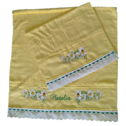 Jogo de Toalhas bordadas Banho e Rosto. Estampa: Margaridas . Cor: Amarelo. Dohler Artesanalle - 1