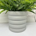 Ver imagem 2 de Vaso cinza moderno de cerâmica com detalhe trabalhado
