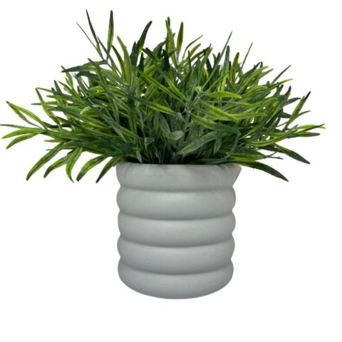 Vaso cinza moderno de cerâmica com detalhe trabalhado