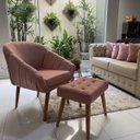 Ver imagem 3 de Kit Poltrona Giovana Puff Capitonê Luxo e Almofadas em Sued Premium: Rosê Pés Madeira Claro