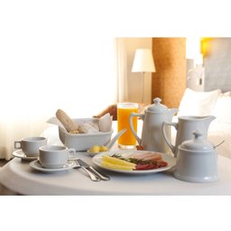 Xícara de Café com Pires 210ml Bar Hotel Germer em Porcelana Branca - 2