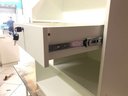 Ver imagem 6 de Balcão Caixa Branco 100% Mdf (recepção Vallet Loja Gaveta) Recepcao Valet Atendimento Comercio Gavet