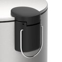 Ver imagem 2 de Lixeira com Pedal e Balde 20l Aço Inoxidável Escovado Linha Spin Brinox Aço Inoxidável