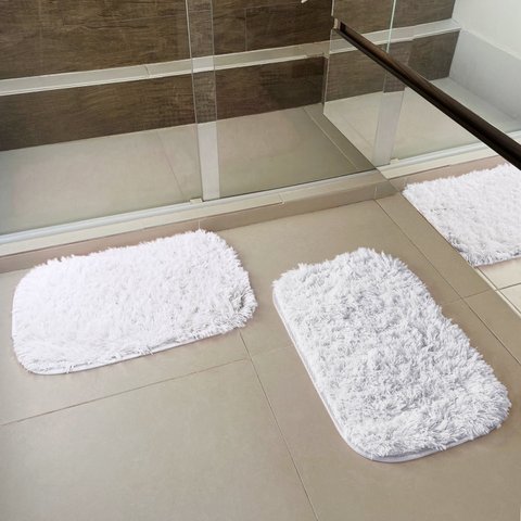 Kit Tapete Pelo Alto Felpudo Peludo Macio Anti Derrapante Alérgico Branco 40 x 60 cm