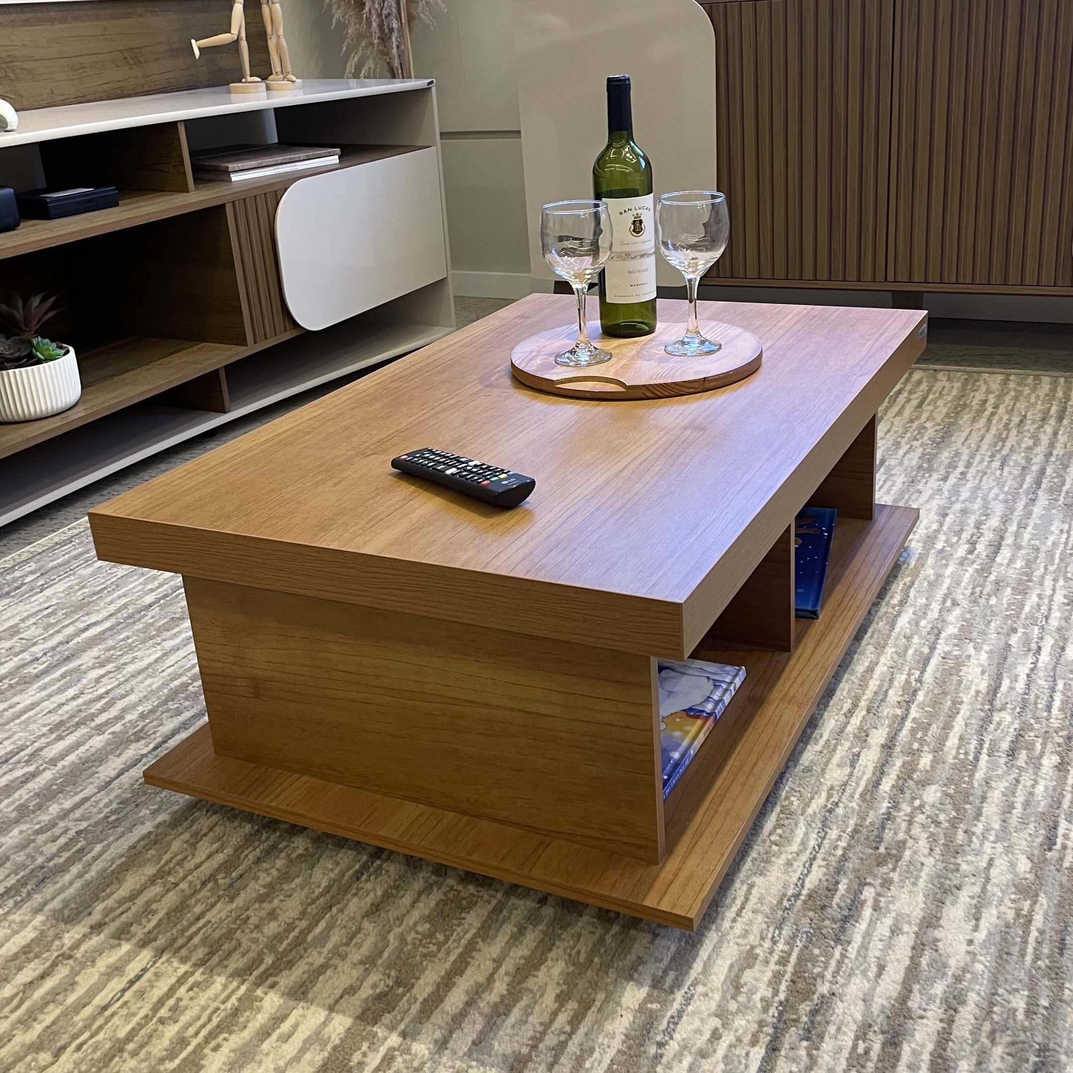 Mesa de Centro Minimalista com Rodízios e 2 Nichos Dunas - 14