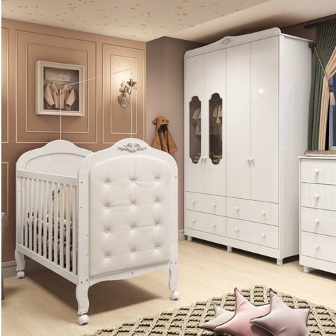 Quarto de Bebê com Guarda Roupa Janelado e Berço com Capitonê Maya Provençal Yescasa Branco/Brilho
