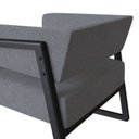 Ver mais imagens de Poltrona em Madeira Maciça com Braço Bria