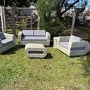 Ver imagem 1 de Conjunto de Sofá Quadrado Vazado em Fibra Sintética Taipa - 1 Sofá 2L + 2 Poltronas + 1 Mesa - Tecid