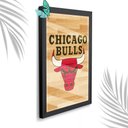 Ver imagem 1 de Quadro Decorativo Chicago Bulls Madeiro + Vidro 33x25 Sala:preto