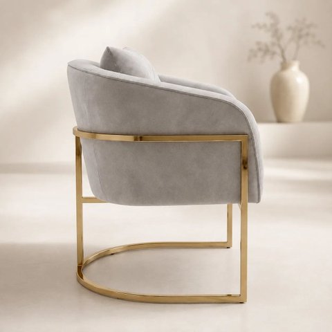 Cadeira Poltrona Orgânica Luxo Base de Metal em Veludo