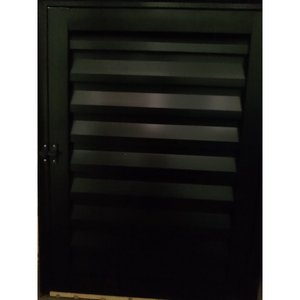 Abrigo / Alçapão 80cm X 60cm Alumínio Preto Preto