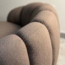 Ver imagem 3 de Poltrona Decorativa Curva Orgânica Serena Bouclê Cappuccino - Montanari'S Decor