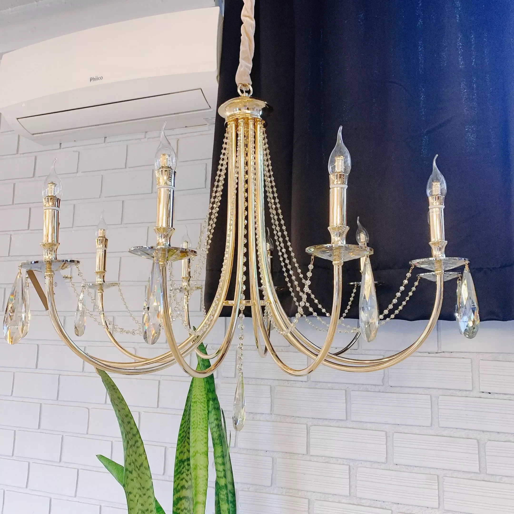 Ver imagem 2 de Pendente/lustre Madrid 96x72cm Metal Dourado com Cristais K9 Champagne 10 Lâmpadas E14 Tupiara