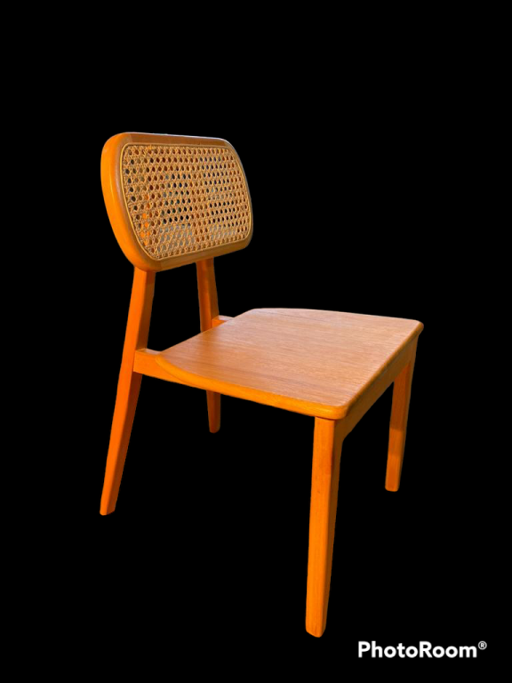 Cadeira de Jantar em Madeira com Assento de Madeira e encosto com Telinha Sextavada Tropical WoodPec - 4