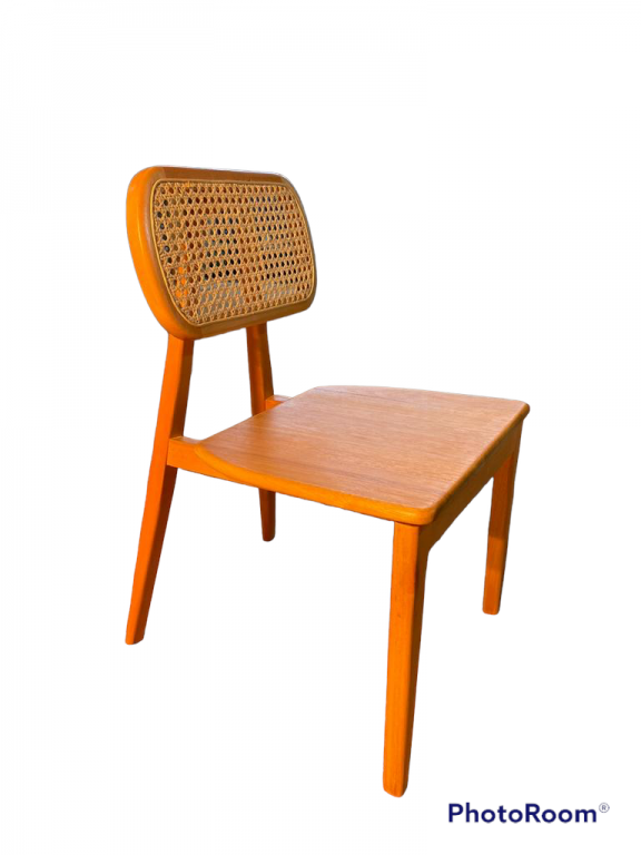 Cadeira de Jantar em Madeira com Assento de Madeira e encosto com Telinha Sextavada Tropical WoodPec - 2