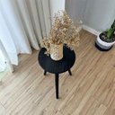 Ver imagem 2 de Mesa Lateral Redonda com Pé Palito de Madeira Preto