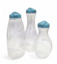 Ver imagem 1 de Kit 3 Garrafas Cristal Jarra Formatos Diferentes Suco Água Azul