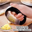 Ver imagem 5 de Amassador Picador e Triturador de Alho por Pressão Inox
