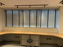 Ver imagem 4 de Persiana Horizontal - 1,70m Larg X 1,20m Alt - Alumínio 50mm com Fita Decorativa - Cor: Prata - Fita